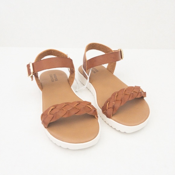 Happy Cannon Neutral Sandals (kids size 12) - Picture 2 of 8